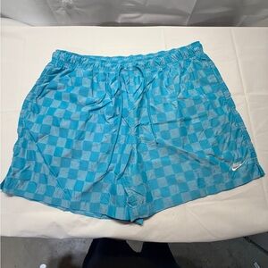 Nike Men's Light Blue Checkerboard Athletic Shorts